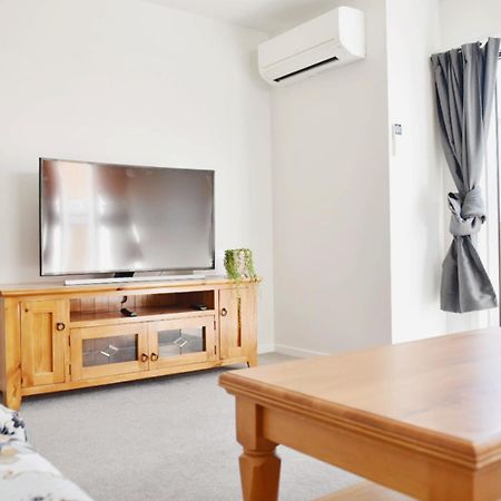 Johnsonville Brand New Lovely Townhouse Wellington Exterior foto