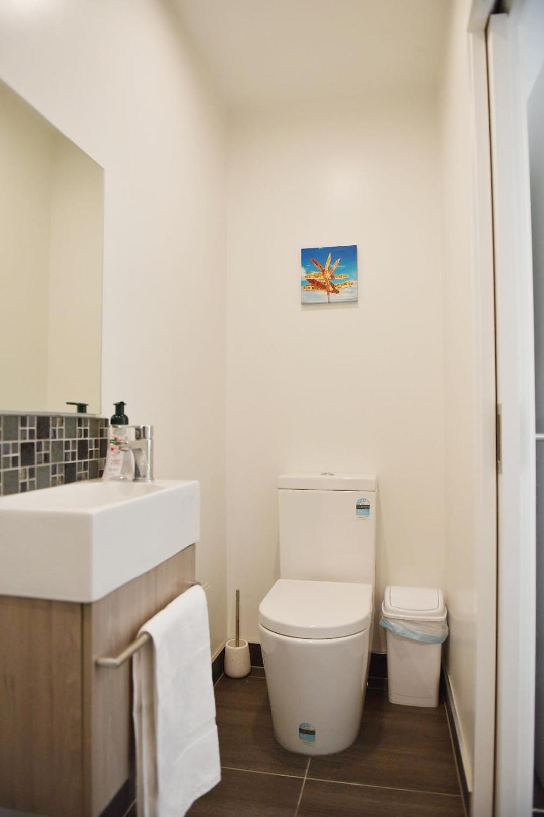 Johnsonville Brand New Lovely Townhouse Wellington Exterior foto
